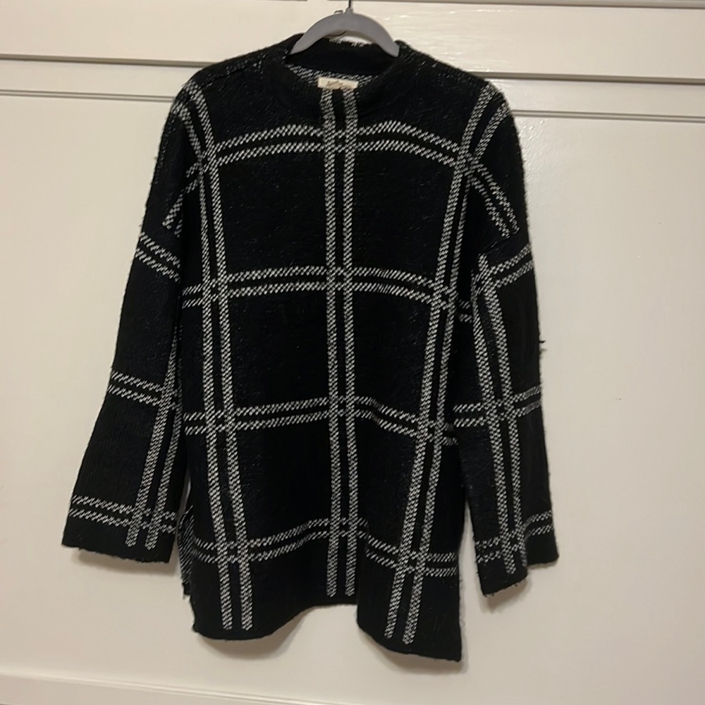 Black and white sweater